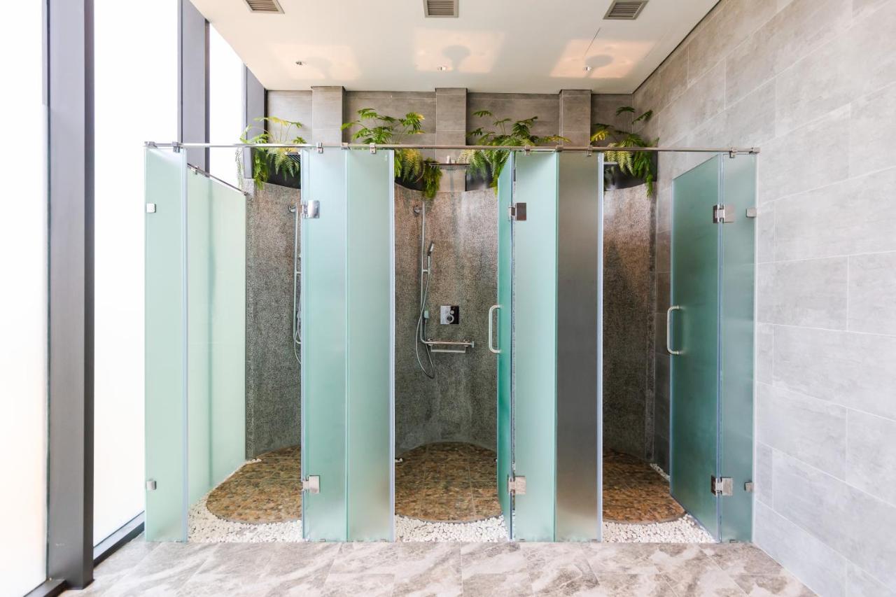 Five Star Westlake 1St-4Th Floors Hotel & Serviced Apartment Hanói Exterior foto Shower cubicles