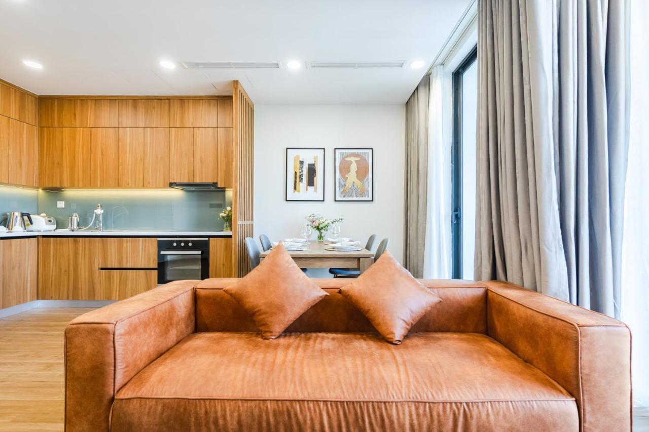 Five Star Westlake 1St-4Th Floors Hotel & Serviced Apartment Hanói Exterior foto A living room with a sofa