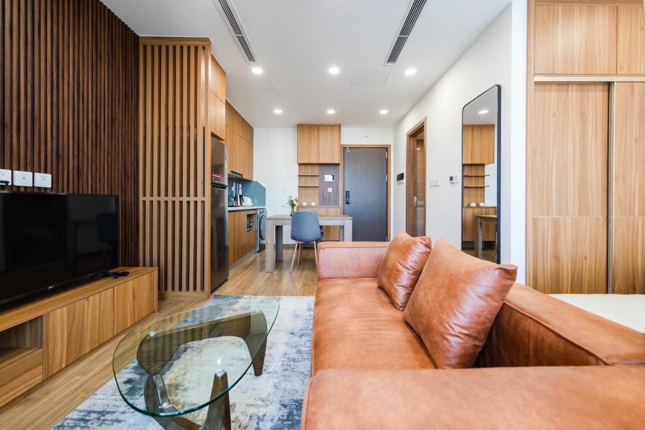 Five Star Westlake 1St-4Th Floors Hotel & Serviced Apartment Hanói Exterior foto A living room in a serviced apartment in Hanoi, Vietnam