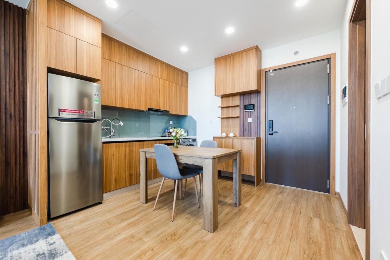 Five Star Westlake 1St-4Th Floors Hotel & Serviced Apartment Hanói Exterior foto A typical kitchen in a residential apartment