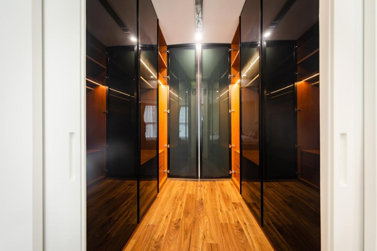 Five Star Westlake 1St-4Th Floors Hotel & Serviced Apartment Hanói Exterior foto A walk-in closet